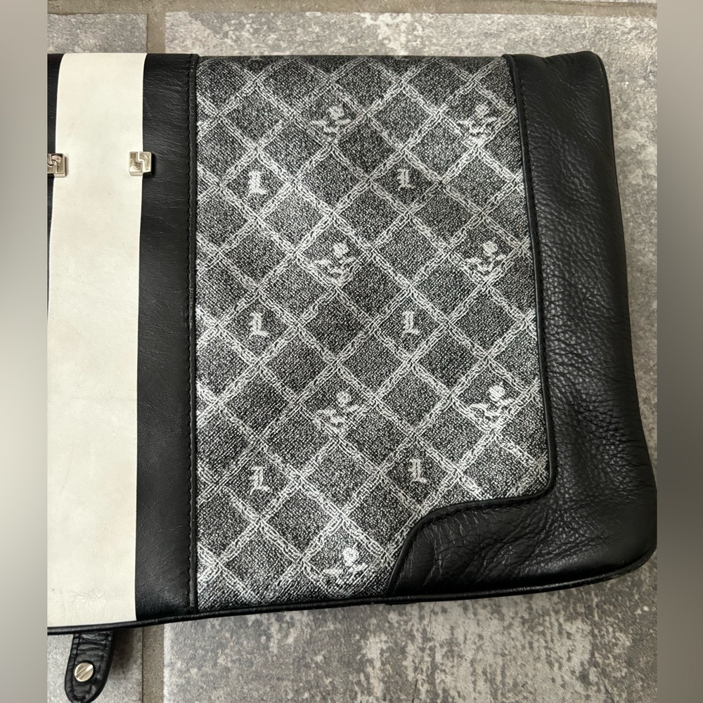 L.A.M.B. GWEN STEFANI Signature Foldover Clutch Leather HandBag Clutch Purse - Picture 6 of 13